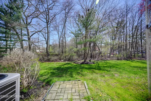$3,500 | 214 Paddington Court, Unit 64, Manalapan, NJ 07726