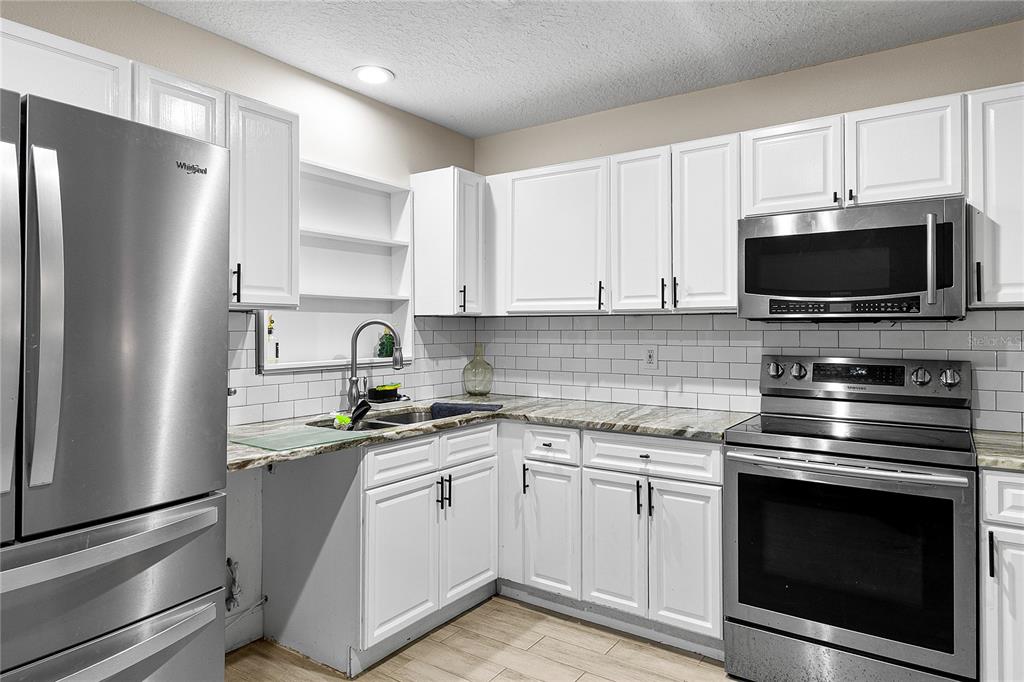 1305 Fountainhead Drive Deltona, FL 32725 - Photo 18 of 45