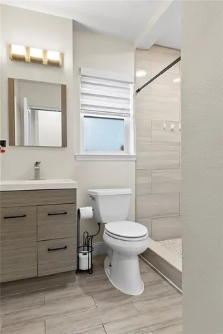 $2,300 | 1305 Fountainhead Drive, Deltona, FL 32725