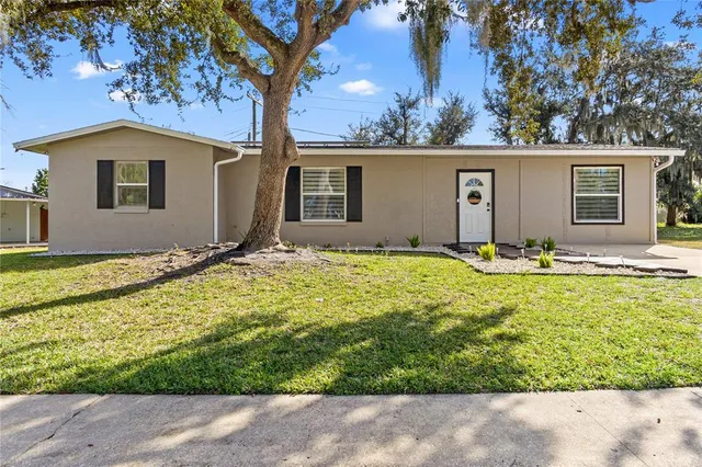 $2,300 | 1305 Fountainhead Drive, Deltona, FL 32725