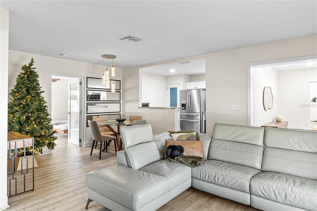 1305 Fountainhead Drive Deltona, FL 32725 - Photo 8 of 45