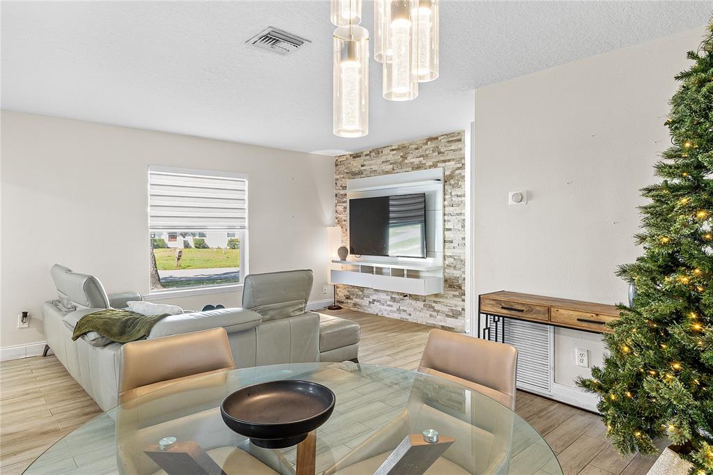 1305 Fountainhead Drive Deltona, FL 32725 - Photo 9 of 45