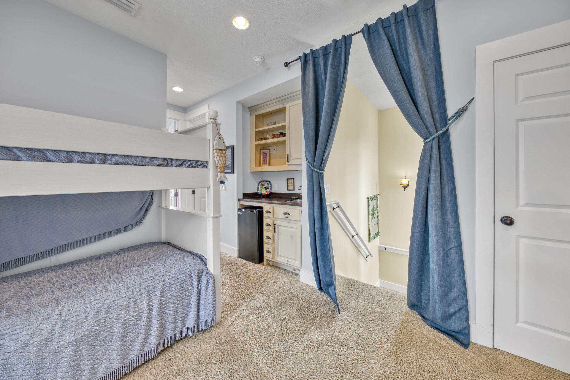 25 Pompano Place Inlet Beach, FL 32461 - Photo 41 of 76 a room with a bed and a large mirror