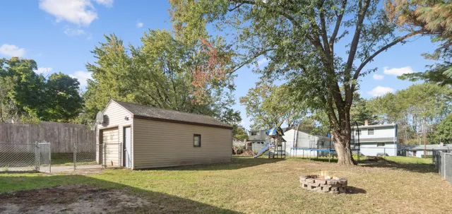 $183,000 | 2097 Jefferson Street, Holt, MI 48842