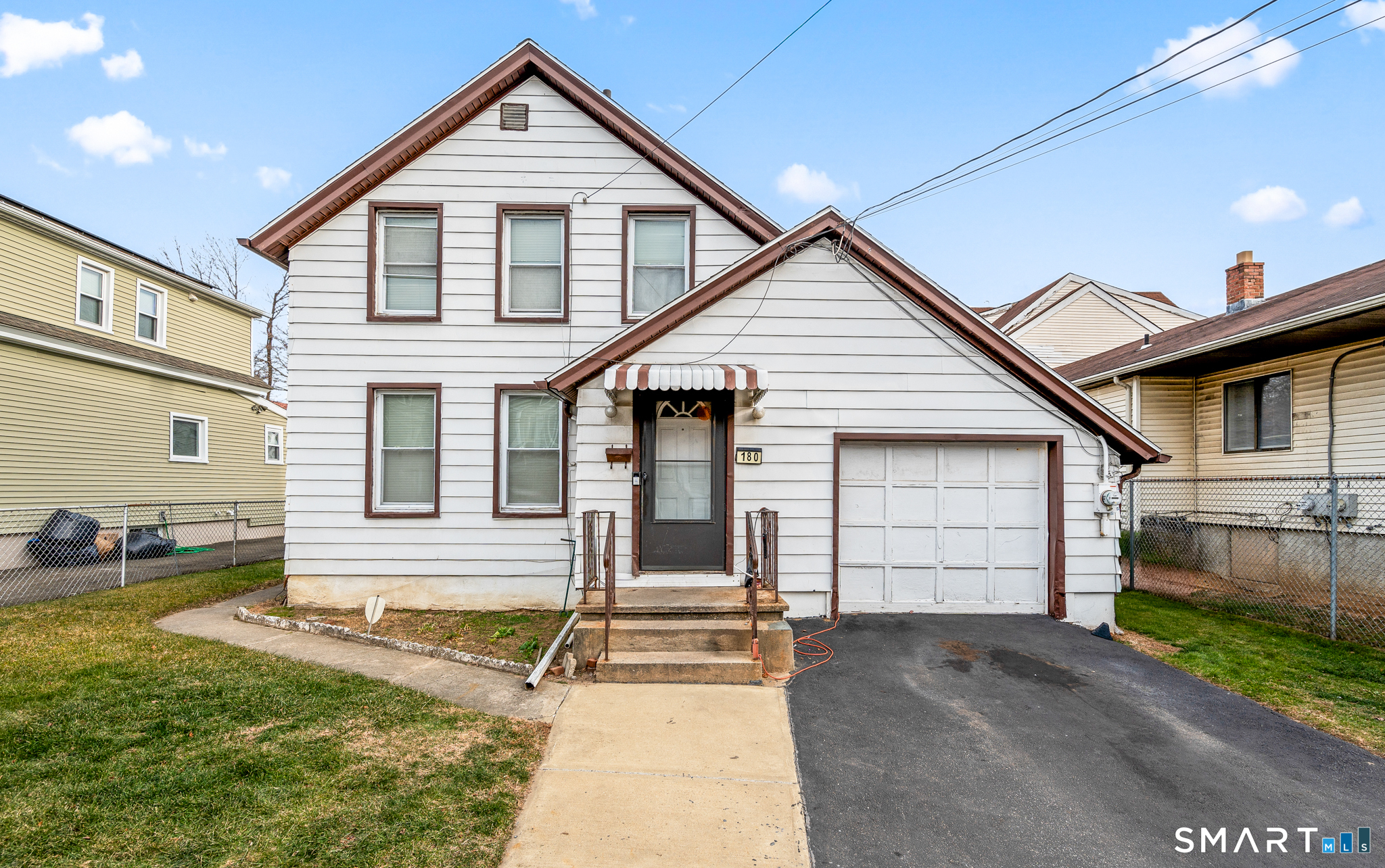 180 Read Street Bridgeport, CT 06607 - Photo 2 of 34