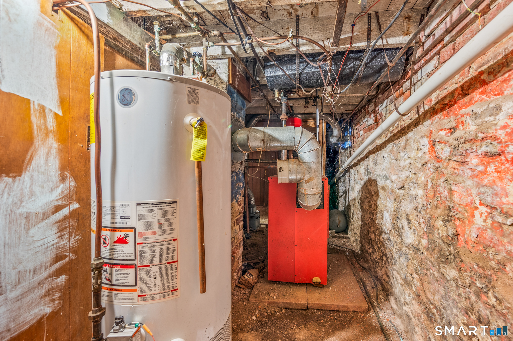 180 Read Street Bridgeport, CT 06607 - Photo 31 of 34