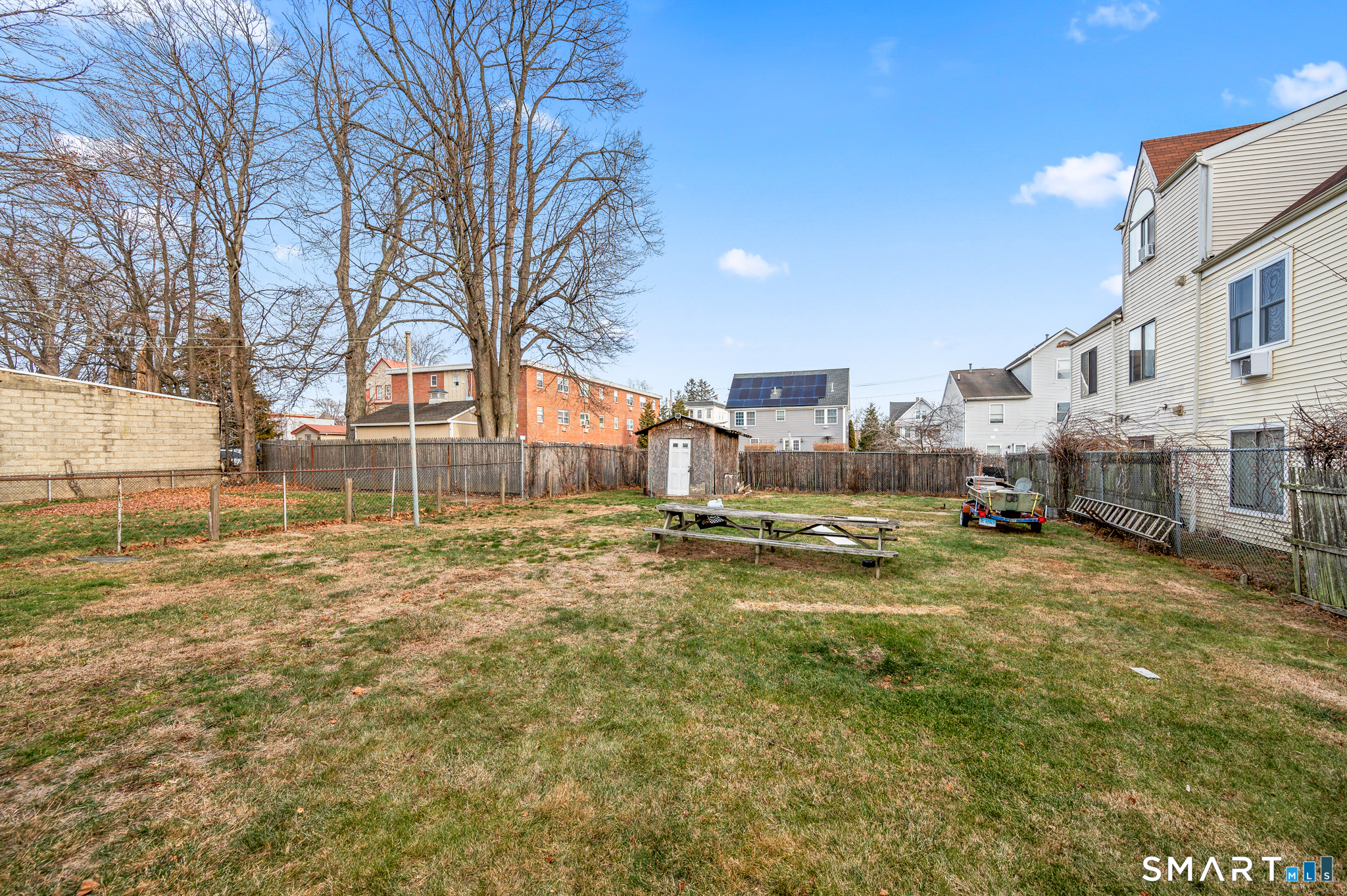 180 Read Street Bridgeport, CT 06607 - Photo 4 of 34