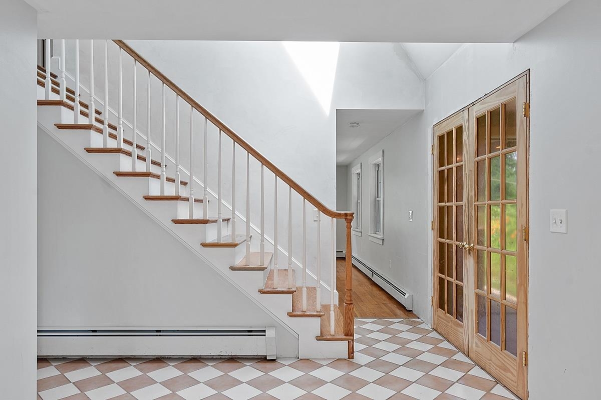 905 Chases Grove Road Derry, NH 03038 - Photo 36 of 39