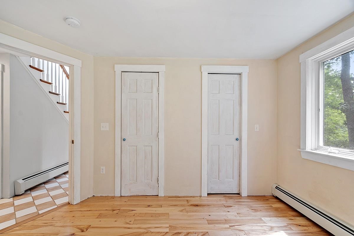 905 Chases Grove Road Derry, NH 03038 - Photo 6 of 39