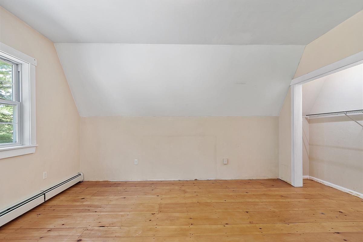 905 Chases Grove Road Derry, NH 03038 - Photo 9 of 39