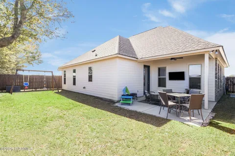 $390,000 | 209 Sweet Harvest Road, Youngsville, LA 70592