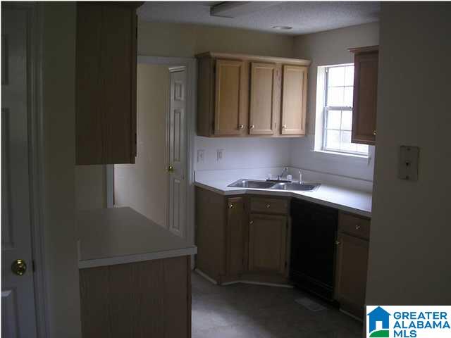 1816 Lane Drive Leeds, AL 35094 - Photo 5 of 9