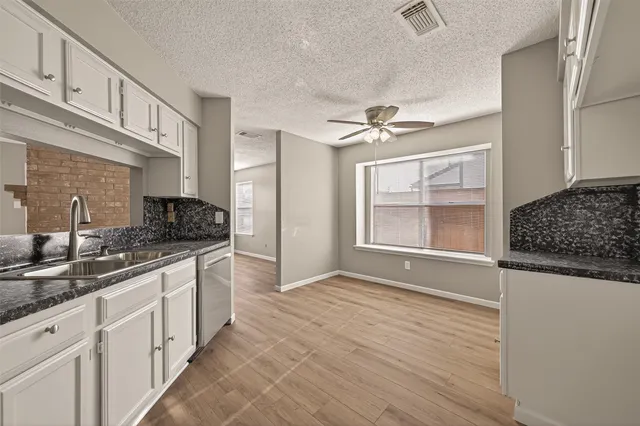 $1,850 | 4251 Southchase Lane, Houston, TX 77014