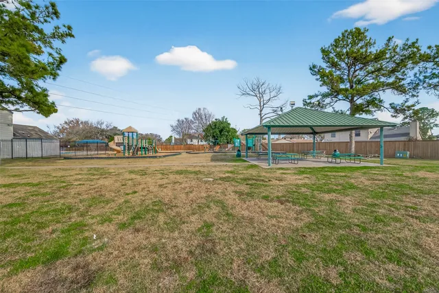 $1,850 | 4251 Southchase Lane, Houston, TX 77014