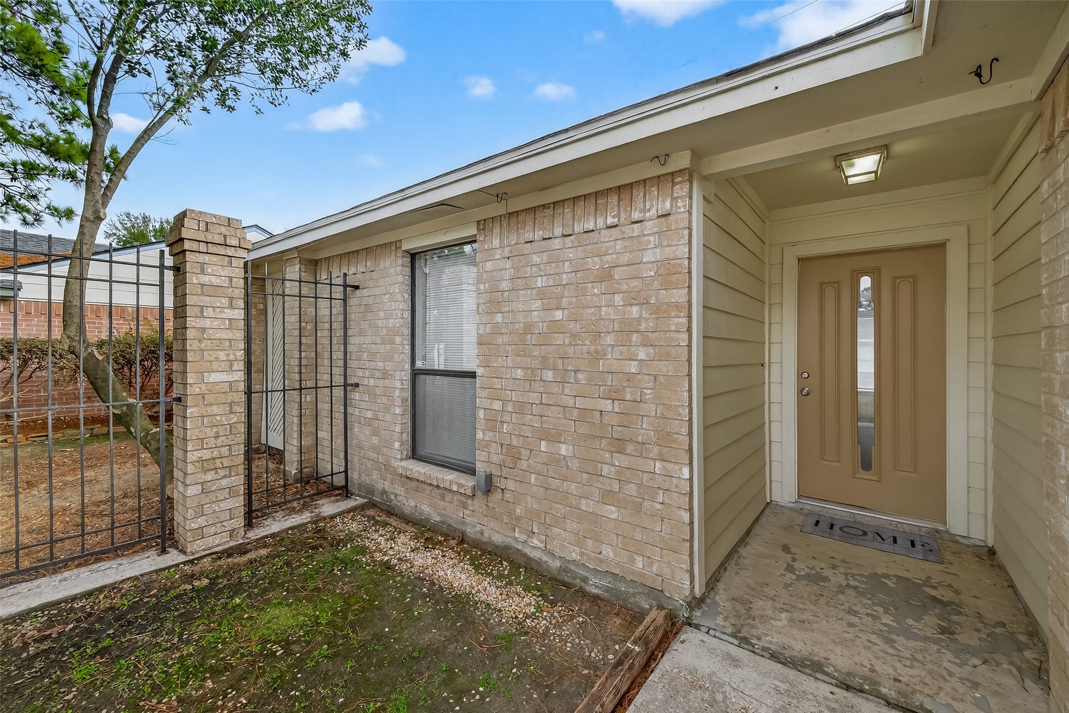 4251 Southchase Lane Houston, TX 77014 - Photo 6 of 46