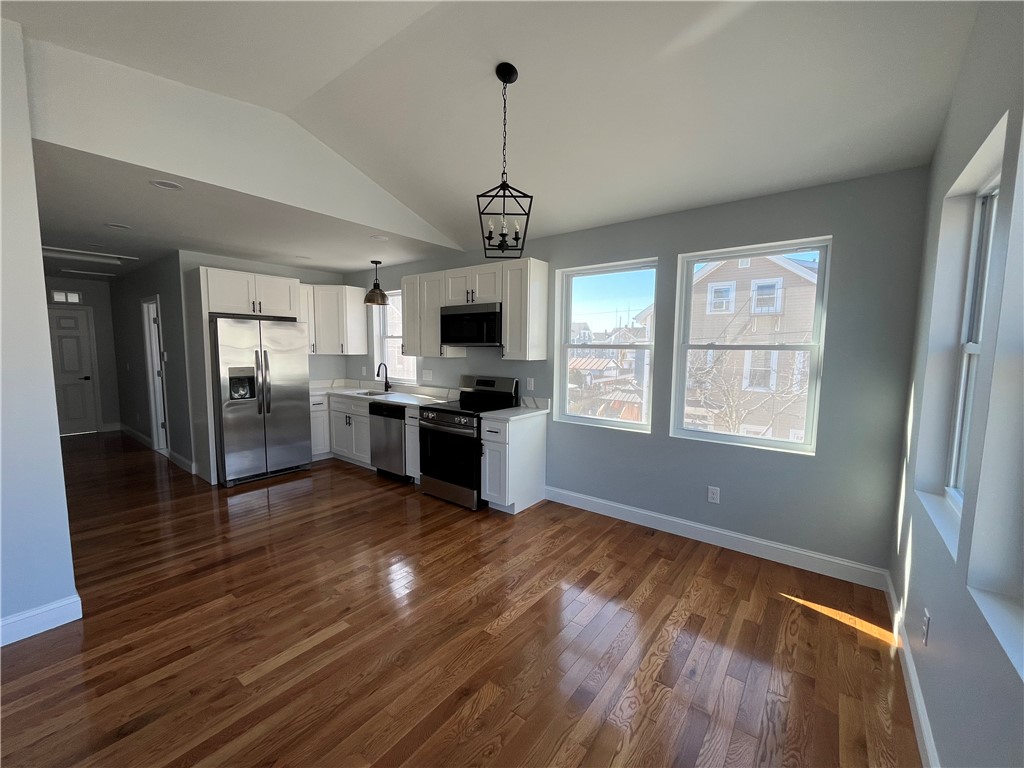 39 Heath Street Providence, RI 02909 - Photo 6 of 29