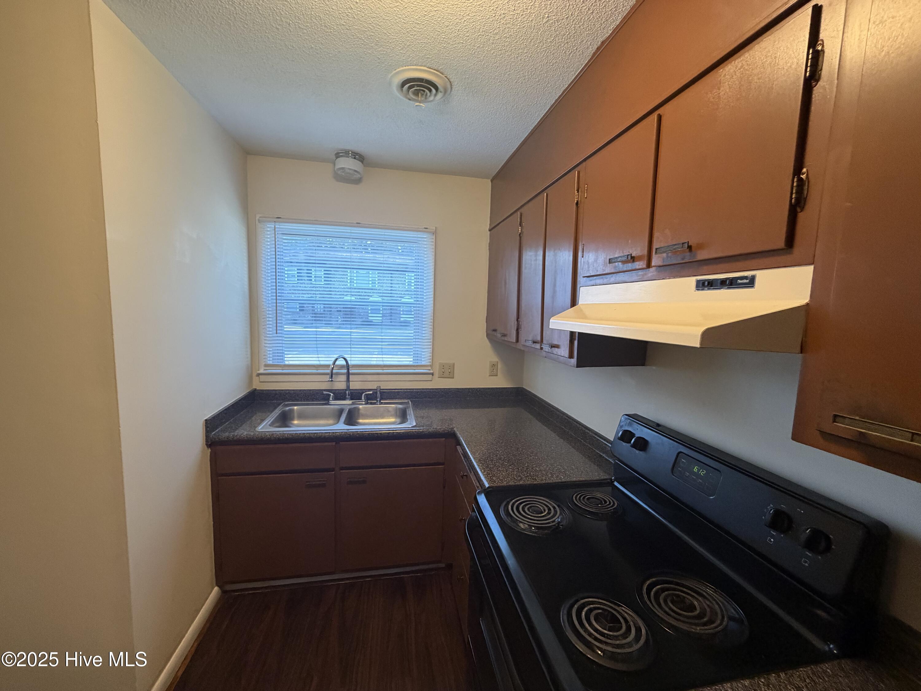 122 Stratton Place Wallace, NC 28466 - Photo 5 of 11 IMG_9628