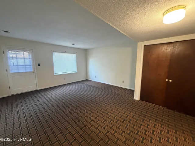 $1,200 | 122 Stratton Place, Wallace, NC 28466