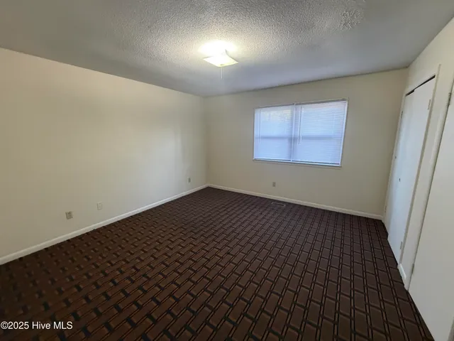 $1,200 | 122 Stratton Place, Wallace, NC 28466