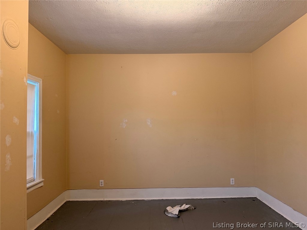 1005 Hildreth Street New Albany, IN 47150 - Photo 13 of 16