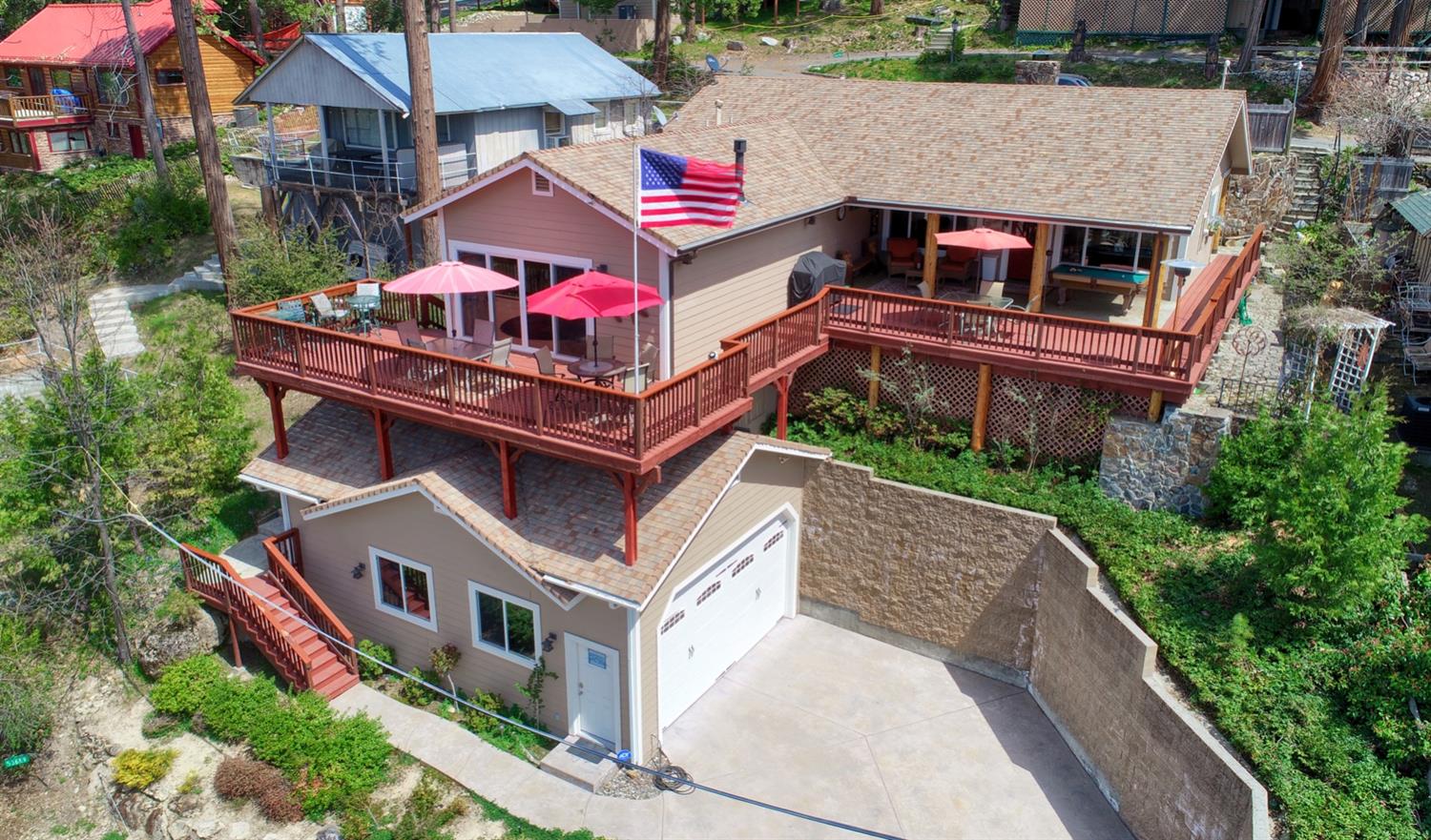 53689 North Shore Road Bass Lake, CA 93604 - Photo 1 of 49 Gallery Image 1