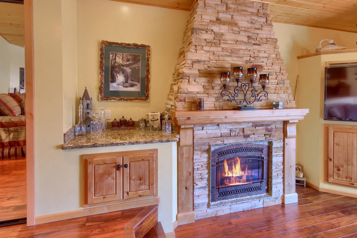 53689 North Shore Road Bass Lake, CA 93604 - Photo 14 of 49 Gallery Image 14
