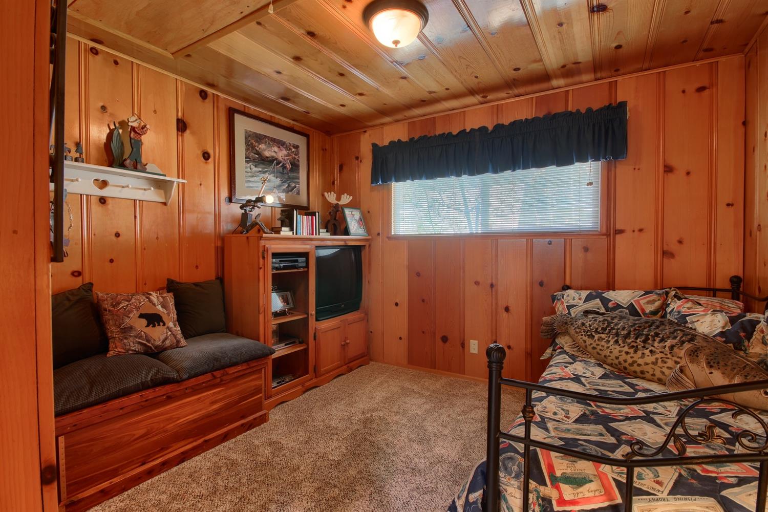 53689 North Shore Road Bass Lake, CA 93604 - Photo 23 of 49 Gallery Image 23