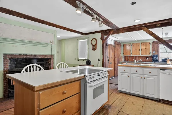 $650,000 | 19 Ash Street, Marlborough, MA 01752
