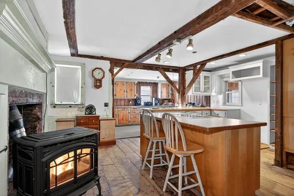 $650,000 | 19 Ash Street, Marlborough, MA 01752