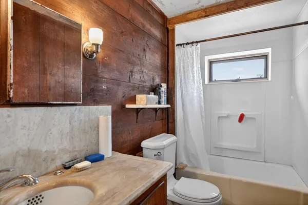 $650,000 | 19 Ash Street, Marlborough, MA 01752