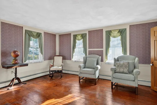 $650,000 | 19 Ash Street, Marlborough, MA 01752