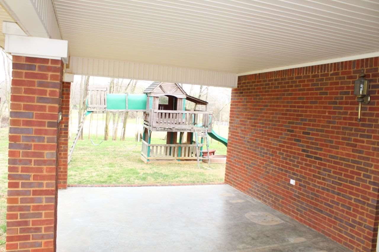 5615 Carl Jordan Road Oakland, KY 42159 - Photo 18 of 28 Gallery Image 18