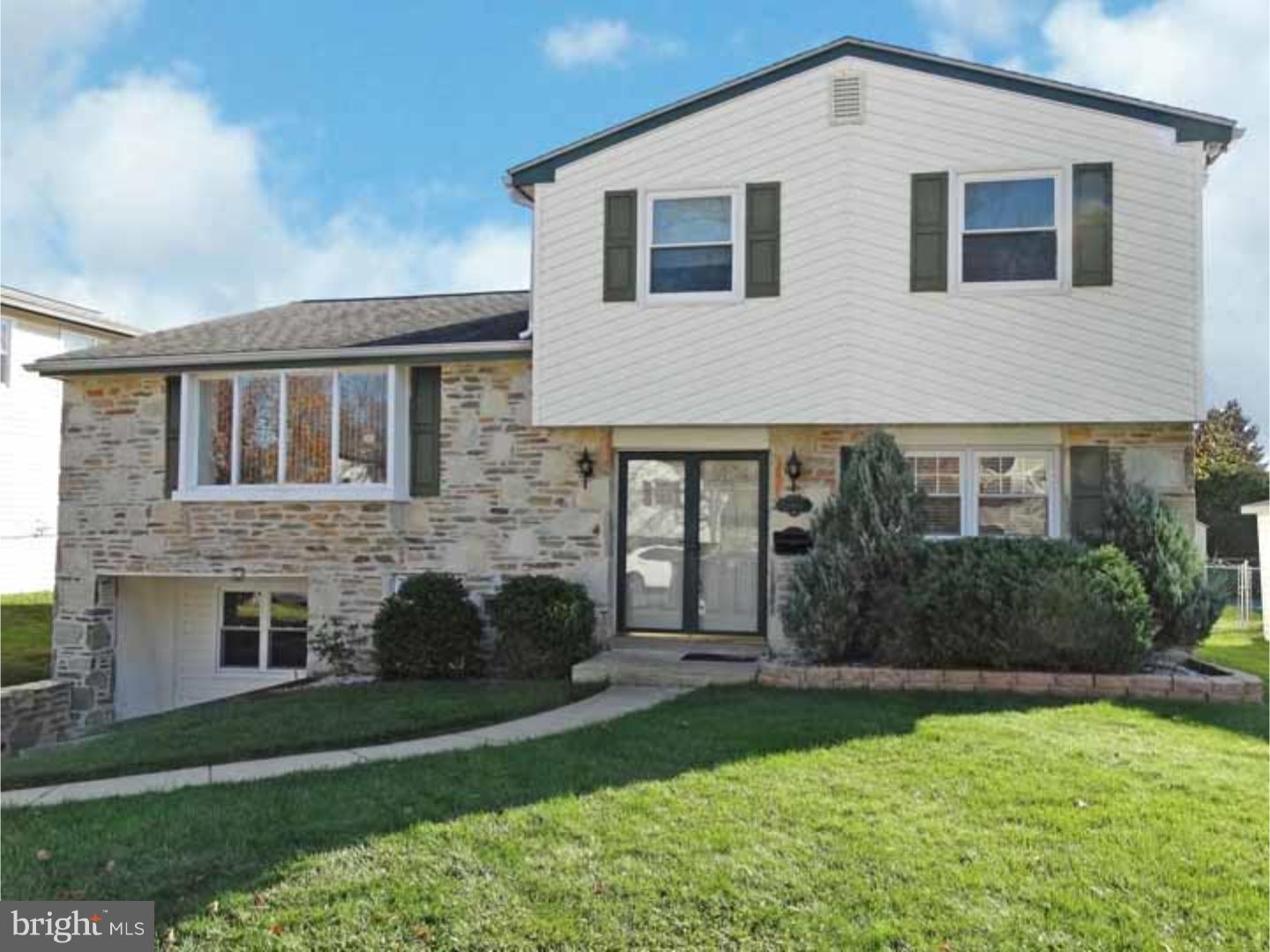 11983 Dumont Road Philadelphia, PA 19116 - Photo 1 of 24 Exterior Front