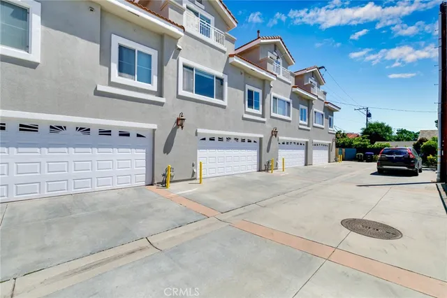 a car parked in front of a building