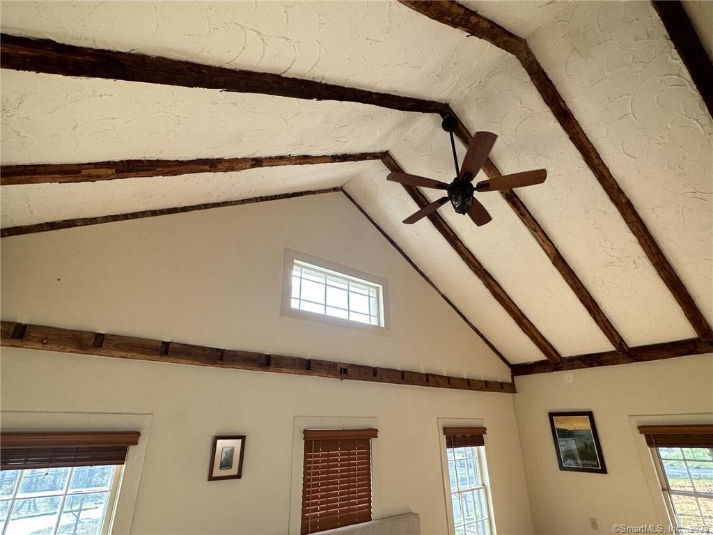 14 Quassuk Road, Unit 14 Woodbury, CT 06798 - Photo 14 of 23 a view of entryway