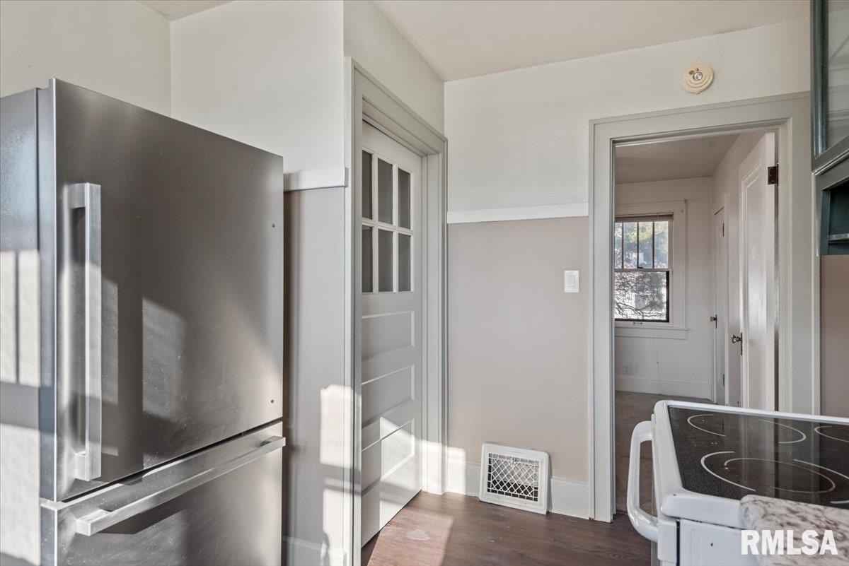 2925 South 4th Street Springfield, IL 62703 - Photo 12 of 21