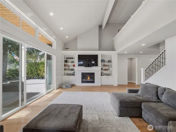 $2,499,000 | 28911 220th Place Southeast, Black Diamond, WA 98010