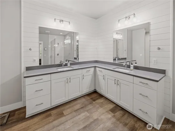 $2,499,000 | 28911 220th Place Southeast, Black Diamond, WA 98010