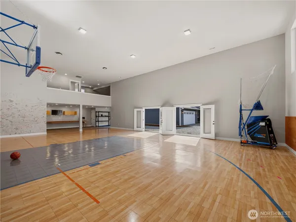 $2,499,000 | 28911 220th Place Southeast, Black Diamond, WA 98010