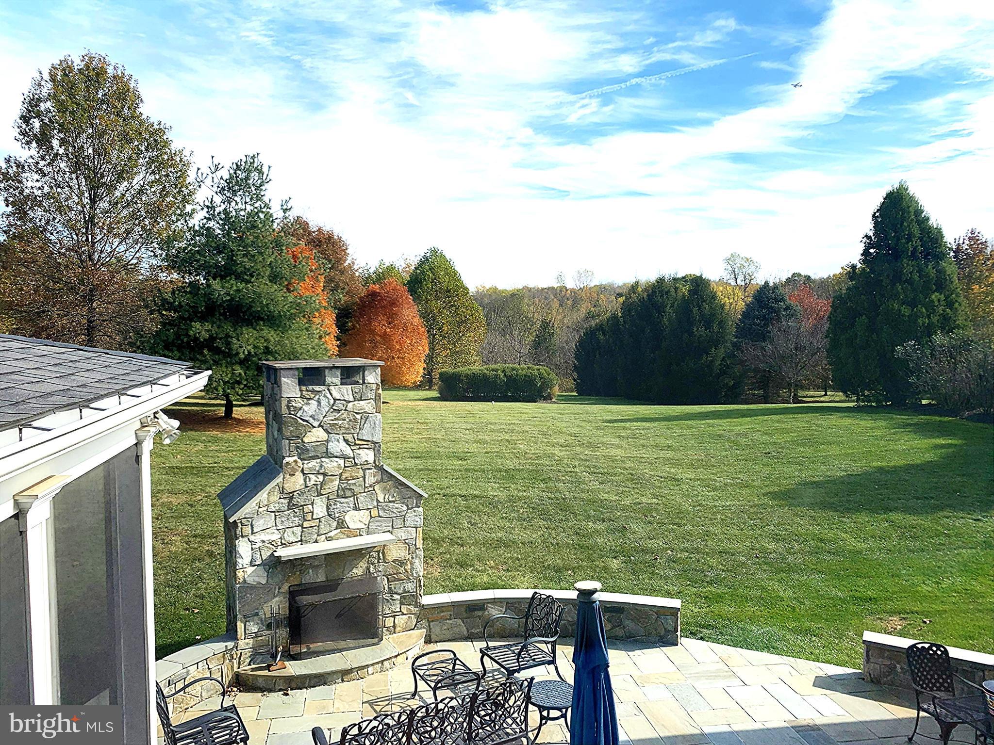 19606 Bellingham Lane Leesburg, VA 20175 - Photo 4 of 5