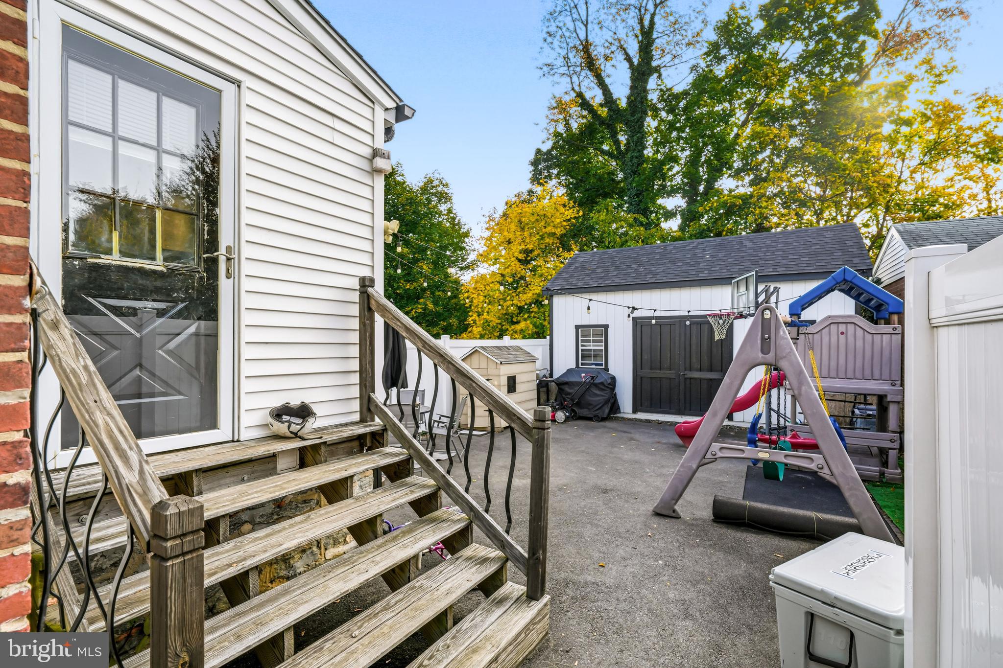 8129 Hennig Street Philadelphia, PA 19111 - Photo 30 of 31 a view of backyard with deck and deck