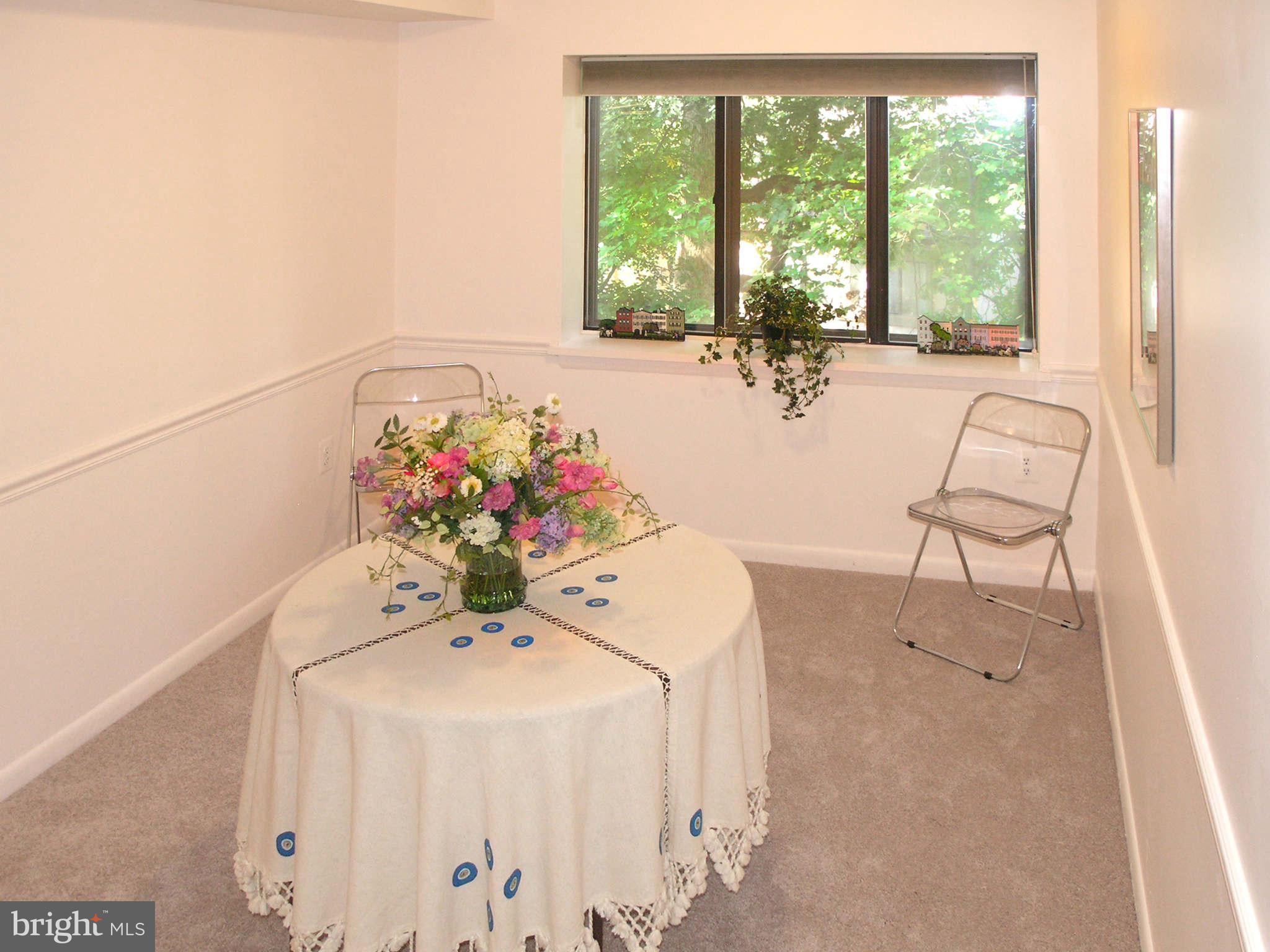 2210 Springwood Drive, Unit 208 Reston, VA 20191 - Photo 10 of 30 Dining Room