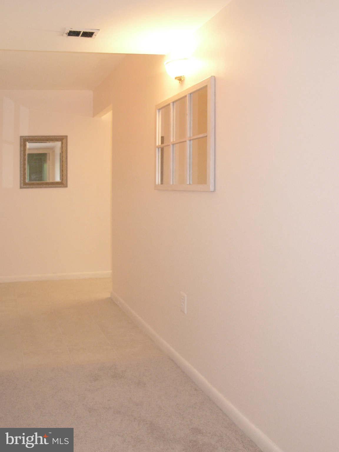 2210 Springwood Drive, Unit 208 Reston, VA 20191 - Photo 16 of 30 Hallway