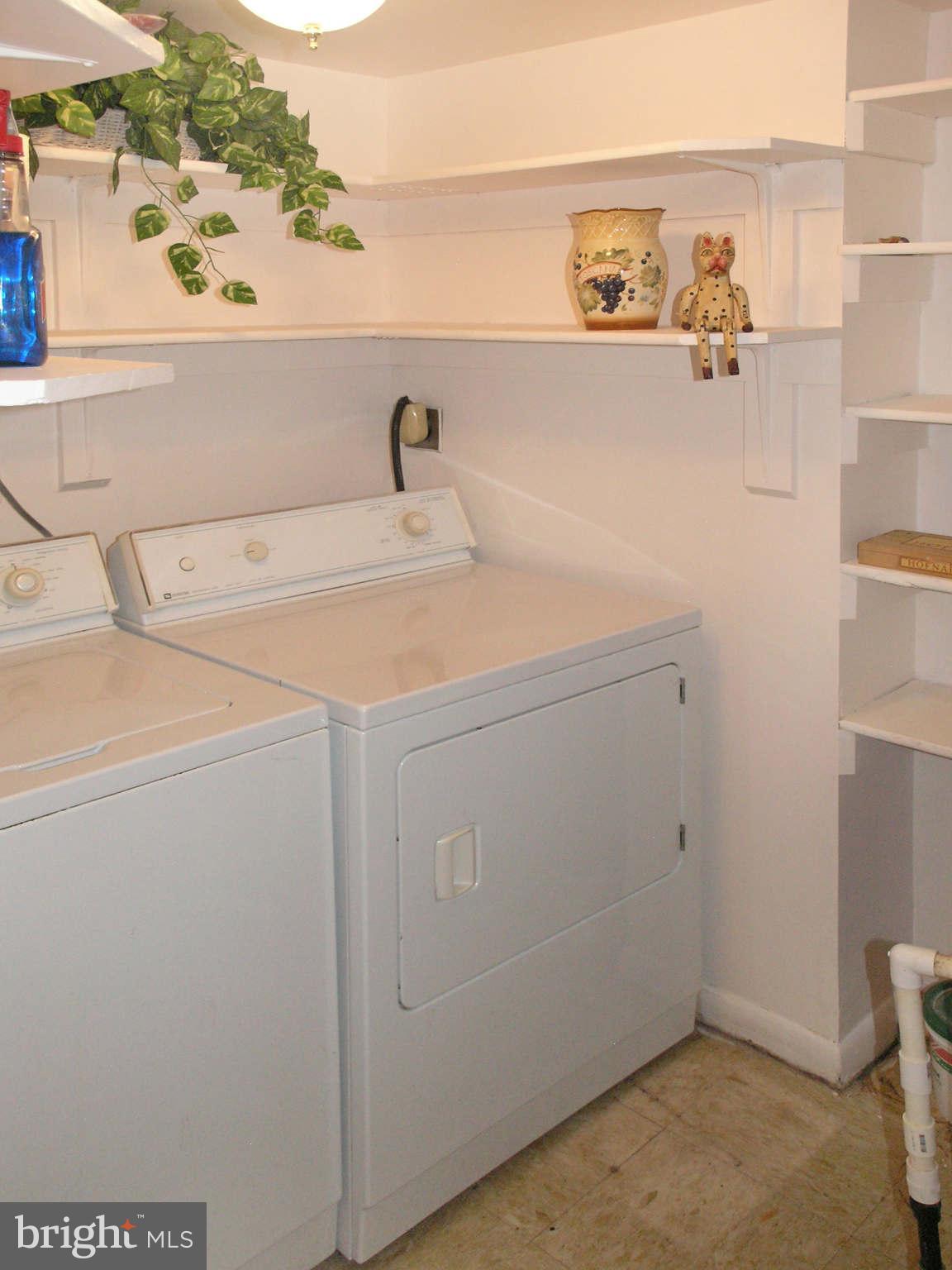2210 Springwood Drive, Unit 208 Reston, VA 20191 - Photo 17 of 30 Laundry Room