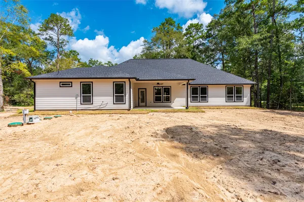 $479,000 | 1130 County Road 6512, Dayton, TX 77535