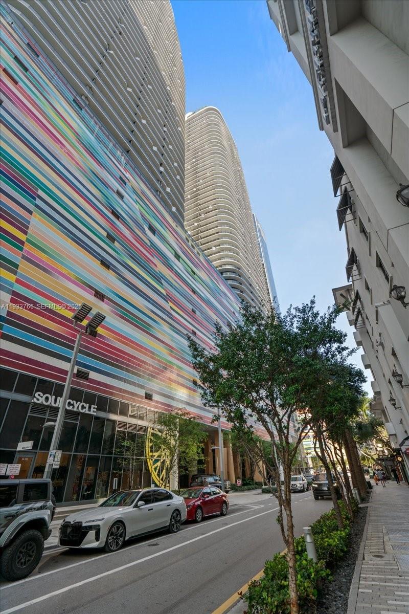 45 Southwest 9th Street, Unit 4306 Miami, FL 33130 - Photo 12 of 66