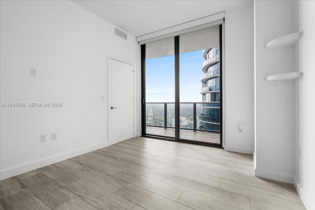 45 Southwest 9th Street, Unit 4306 Miami, FL 33130 - Photo 49 of 66