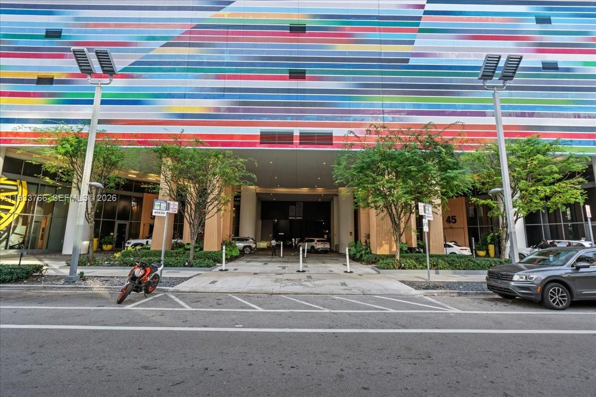 45 Southwest 9th Street, Unit 4306 Miami, FL 33130 - Photo 9 of 66