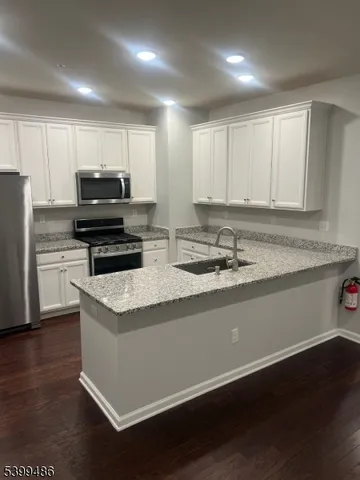 $4,000 | 92 Albert Court, Randolph, NJ 07869