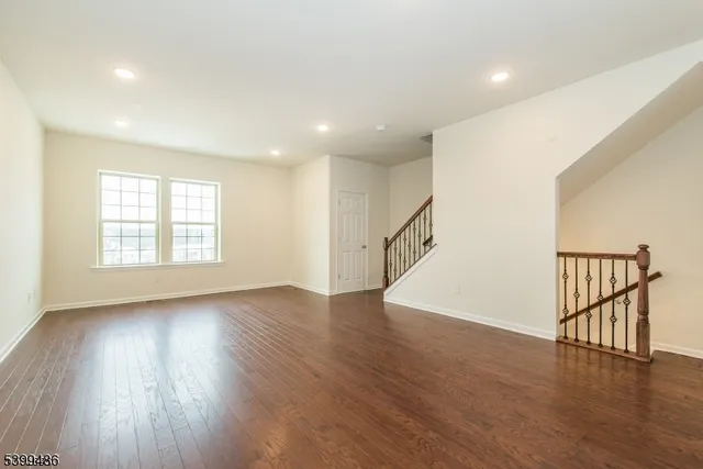 $4,000 | 92 Albert Court, Randolph, NJ 07869